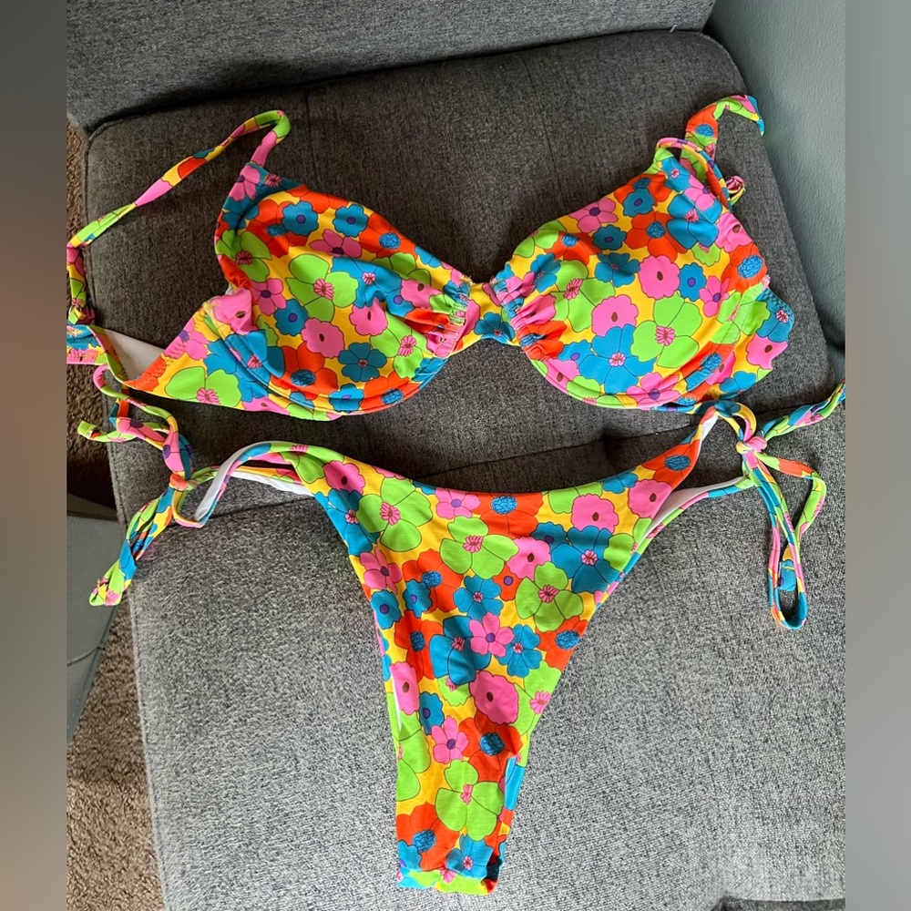 Shein Flowery Bikini- Medium